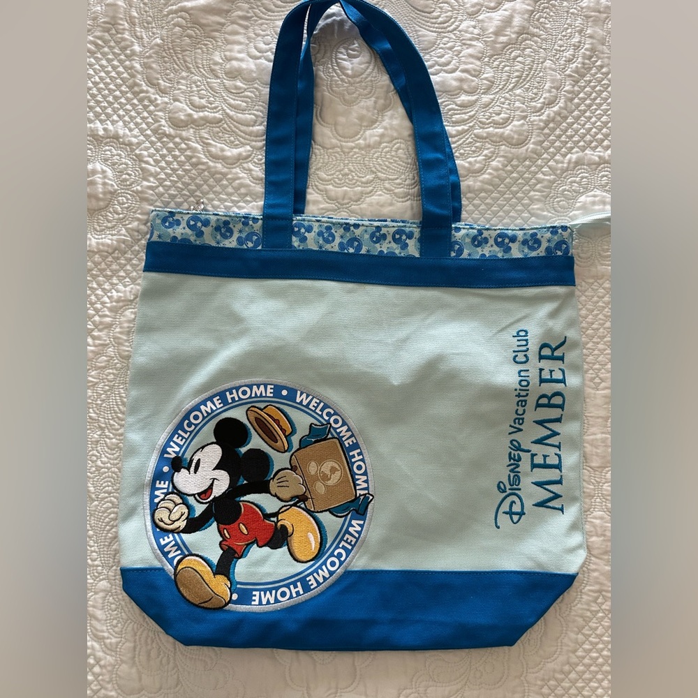 Disney Vacation Club Member Tote Bag Mickey Embroidered NWOT
